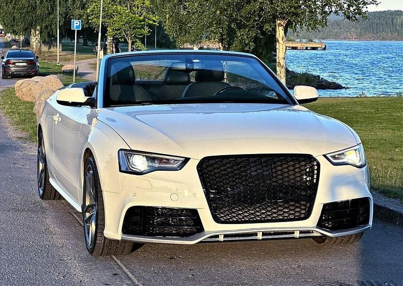 Vit Begagnad 2012 Audi A5 Cabriolet Cab | 179 900 kr (Lite dyr) - Bild 1/4