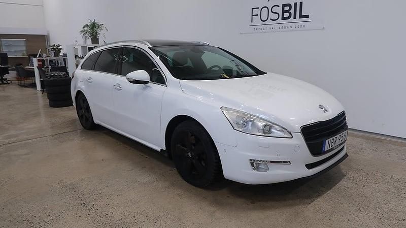 Vit Begagnad 2012 Peugeot 508 GT Kombi | 59 900 kr (Marknadspris) - Bild 1/3