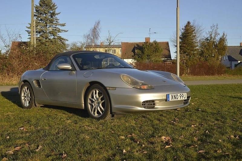 Silver Begagnad 2003 Porsche Boxster Cab | 120 000 kr - Bild 1/2