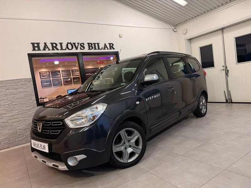 Begagnad Dacia Lodgy Stepway 116 HK (85 kW) 2018 Mörkgrå (grå) Minibuss
