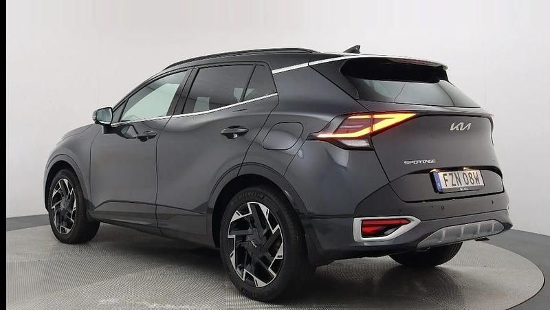Begagnad Kia Sportage 265 HK (194 kW) 2022 Mörkgrå, svart SUV