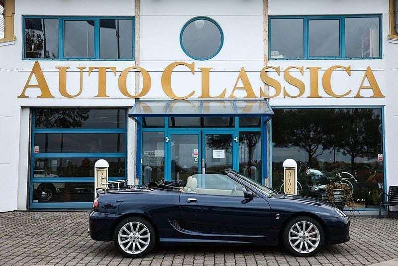 Mörkblå Begagnad 2003 MG TF Cab | 69 000 kr - Bild 1/4