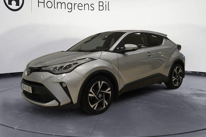 Begagnad Toyota C-HR Executive 184 HK (135 kW) 2022 Silver SUV