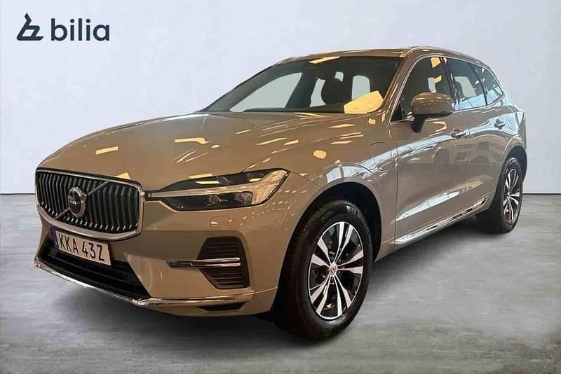 Grå Begagnad 2024 Volvo XC60 SUV | 469 900 kr (Marknadspris) - Bild 1/1