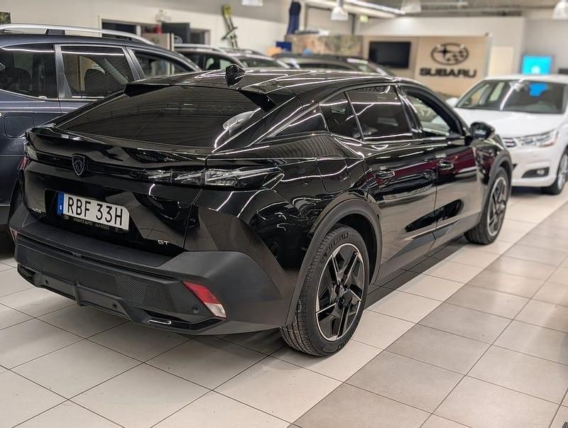 Svart Begagnad 2024 Peugeot 408 GT GTi SUV | 269 500 kr (Bra pris) - Bild 1/4