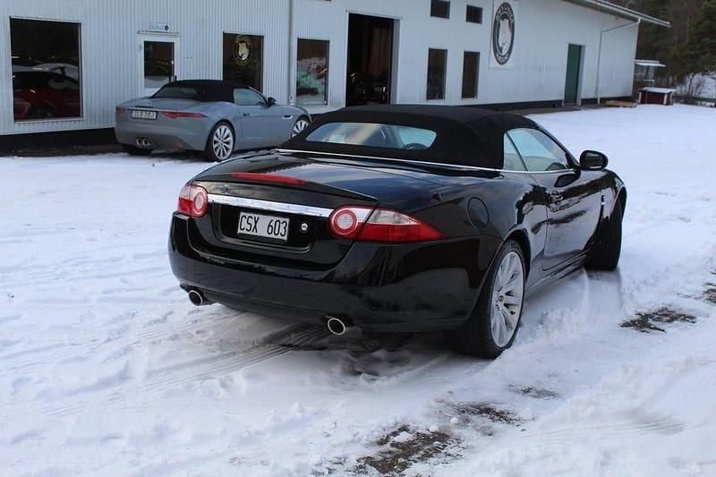 Begagnad Jaguar XK 298 HK (219 kW) 2007 Svart Cab