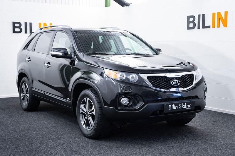 Svart Begagnad 2011 Kia Sorento EX SUV | 99 900 kr (Marknadspris) - Bild 1/4