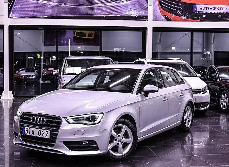 Silver Begagnad 2013 Audi A3 Sportback Halvkombi | 139 900 kr (Marknadspris) - Bild 1/4