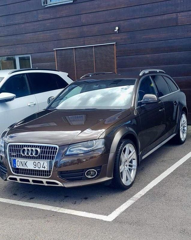 Brun Begagnad 2010 Audi A4 Allroad Kombi | 70 000 kr (Bra pris) - Bild 1/4