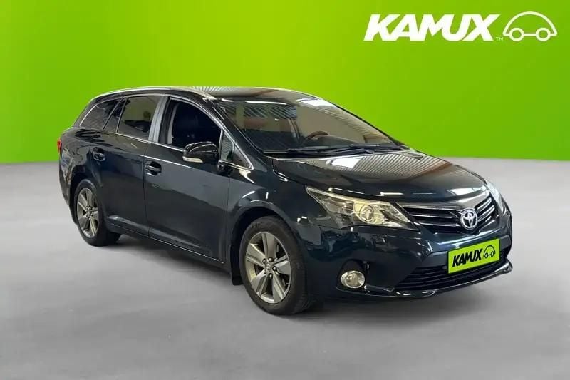 Blå Begagnad 2015 Toyota Avensis Edition Kombi | 124 800 kr (Marknadspris) - Bild 1/4