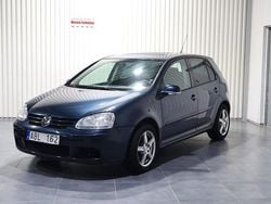 Mörkblå (blå) Begagnad 2006 VW Golf V Trendline Halvkombi | 24 900 kr (Marknadspris)