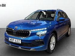 Race blue metallic Begagnad 2024 Skoda Kamiq Selection SUV | 259 900 kr (Marknadspris)