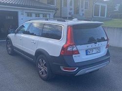 Vit Begagnad 2013 Volvo XC70 Summum SUV | 82 000 kr (Marknadspris)