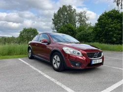 Röd Begagnad 2010 Volvo C30 Momentum Halvkombi | 36 000 kr (Bra pris)