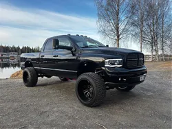 Svart Begagnad 2004 Dodge Ram Pickup | 180 000 kr