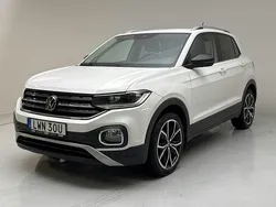 Vit Begagnad 2021 VW T-Cross SUV | 219 900 kr