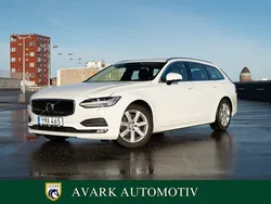 Vit Begagnad 2018 Volvo V90 Momentum Kombi | 209 900 kr (Marknadspris)