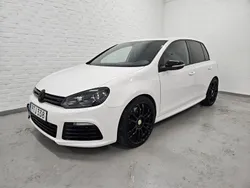 Vit Begagnad 2010 VW Golf VI R Halvkombi | 149 900 kr (Dyr)