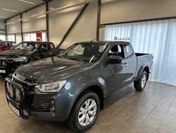 Grå Begagnad 2024 Isuzu D-Max Pickup | 529 875 kr