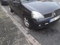 Begagnad 2006 Renault Clio R.S. Halvkombi | 16 000 kr (Lite dyr)
