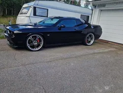 Svart Begagnad 2009 Dodge Challenger Sportkupé | 295 000 kr (Marknadspris)