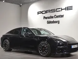 Porsche Panamera 4