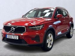 Röd Begagnad 2023 Volvo XC40 Core SUV | 349 900 kr (Marknadspris)