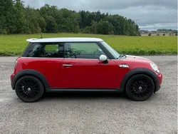 Röd Begagnad 2008 Mini Cooper S Halvkombi | 59 000 kr (Superpris)