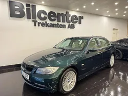 Mörkgrön Begagnad 2006 BMW 330 Comfort Edition Sedan | 79 900 kr (Marknadspris)