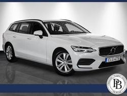 Vit Begagnad 2019 Volvo V60 Momentum Kombi | 239 900 kr (Marknadspris)