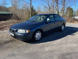 Blå Begagnad 2005 Volvo S60 Kinetic Sedan | 13 900 kr (Superpris)