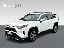 Vit Begagnad 2021 Toyota RAV4 Hybrid Edition SUV | 414 900 kr (Marknadspris)