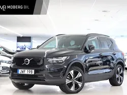 Svart Begagnad 2022 Volvo XC40 Core SUV | 309 900 kr