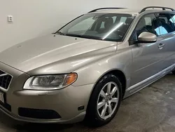 Ljusbrun Begagnad 2011 Volvo V70 Kombi | 69 900 kr (Marknadspris)