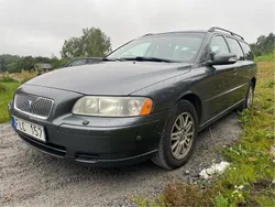 Grå Begagnad 2007 Volvo V70 Standard Kombi | 49 000 kr (Marknadspris)