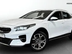 Vit (white) Begagnad 2022 Kia XCeed Advance SUV | 239 900 kr (Marknadspris)