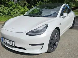 Vit Begagnad 2019 Tesla Model 3 Long Range Sedan | 309 000 kr (Dyr)