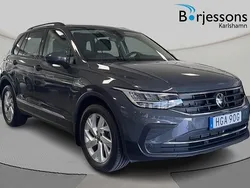 Grå Begagnad 2021 VW Tiguan SUV | 294 000 kr (Marknadspris)