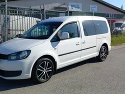 Vit Begagnad 2015 VW Caddy Maxi Minibuss | 55 000 kr (Dyr)