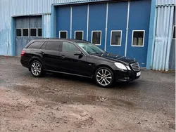 Svart Begagnad 2011 Mercedes E200 Kombi | 110 000 kr (Marknadspris)