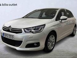 Vit Begagnad 2015 Citroën C4 Halvkombi | 114 900 kr (Marknadspris)