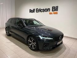 Grå Begagnad 2020 Volvo V60 R-Design Kombi | 349 500 kr (Marknadspris)