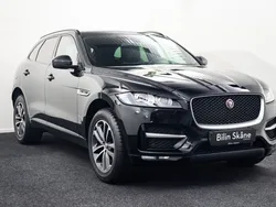 Svart Begagnad 2018 Jaguar F-Pace R-Sport SUV | 289 900 kr (Marknadspris)