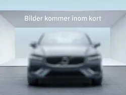 Begagnad 2019 Volvo V40 CC Kombi | 229 500 kr (Marknadspris)