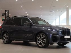 Grå Begagnad 2022 BMW X7 Executive SUV | 899 000 kr (Marknadspris)