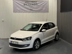 Vit Begagnad 2010 VW Polo Halvkombi | 64 900 kr (Marknadspris)