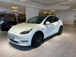 Vit Begagnad 2021 Tesla Model Y Long Range SUV | 339 900 kr (Superpris)