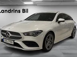 Vit Begagnad 2022 Mercedes CLA200 Shooting Brake AMG Kombi | 339 000 kr (Marknadspris)