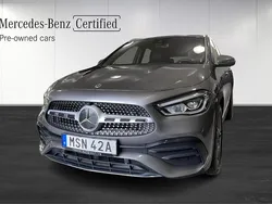 Mörkgrå (grey) Begagnad 2022 Mercedes GLA200 AMG SUV | 349 000 kr (Marknadspris)