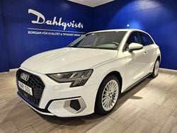 Vit Begagnad 2022 Audi A3 Sportback Proline Halvkombi | 224 000 kr (Marknadspris)